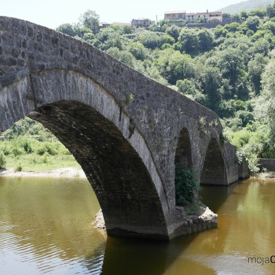 Rijeka Crnojevića - old bridge
